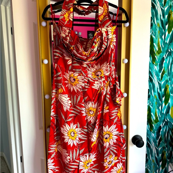 Trashy Diva Red Waterlilies Lena sarong size 12 - Picture 2 of 2